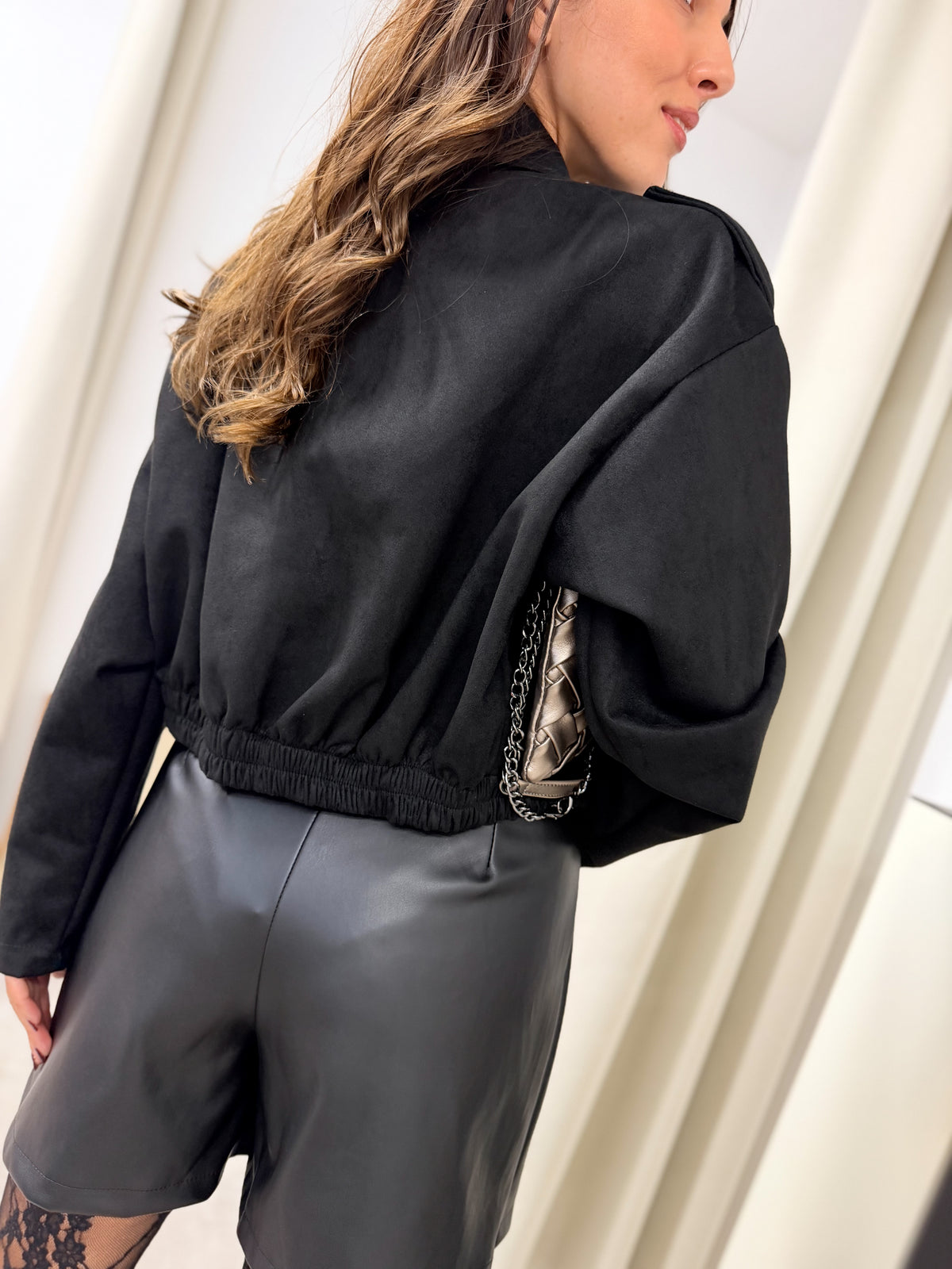 Chiodo crop
