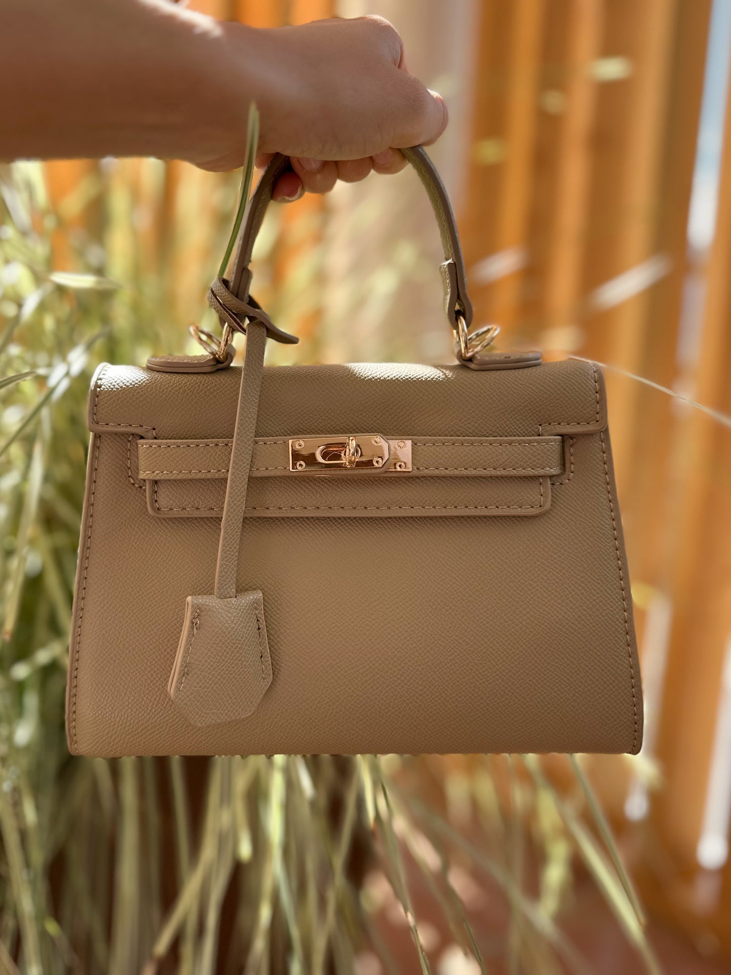 Borsa Kelly
