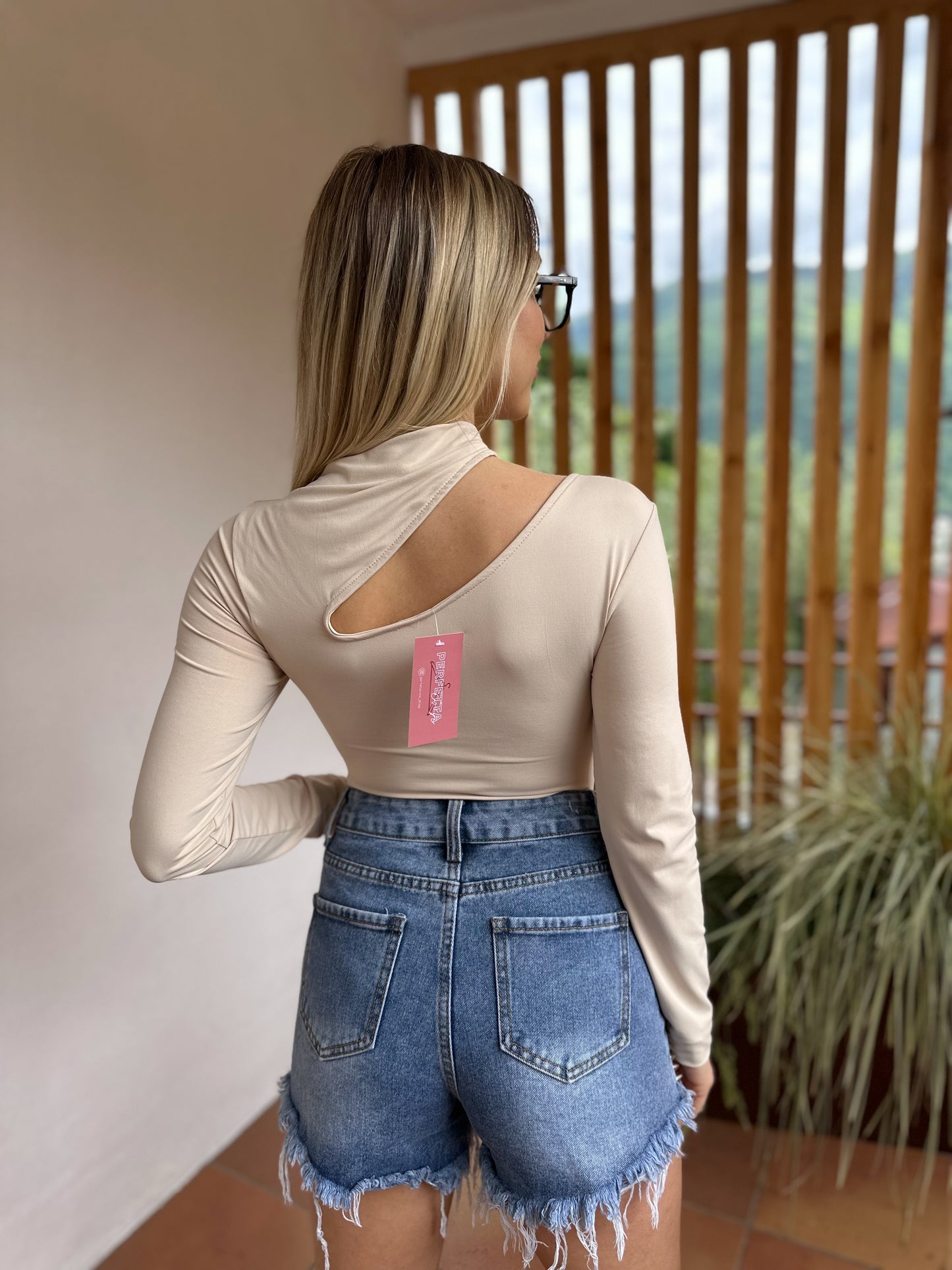 Body Cut out
