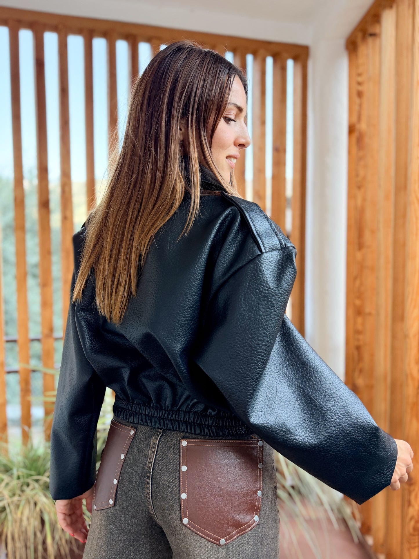 Chiodo crop