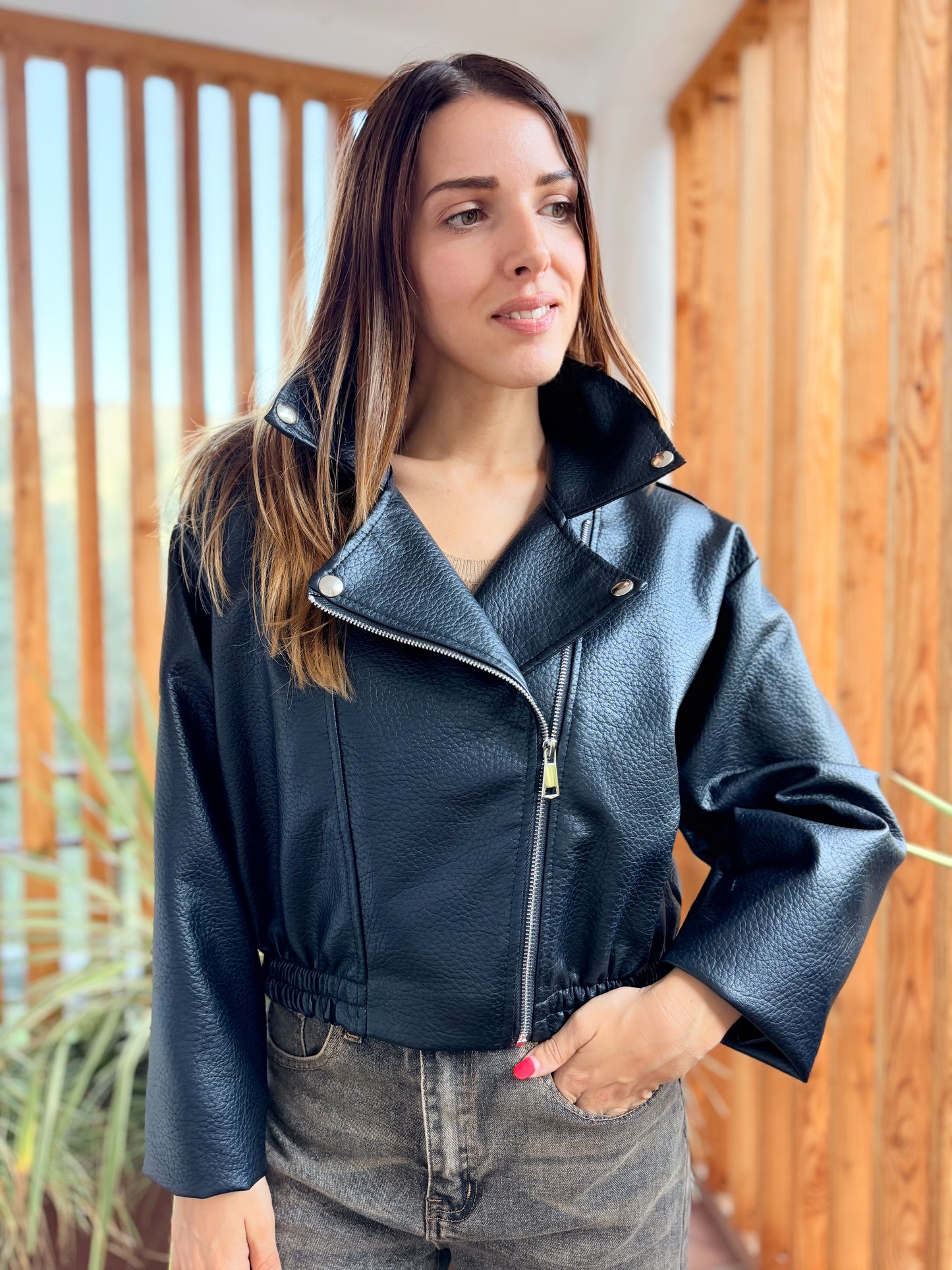 Chiodo crop